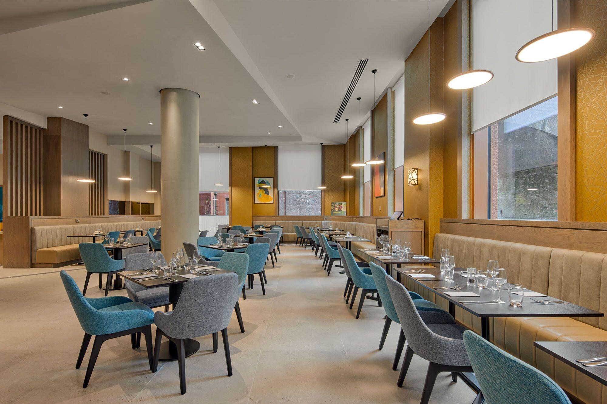 Maldron Hotel Manchester City Centre Exterior foto Interior of the hotel
